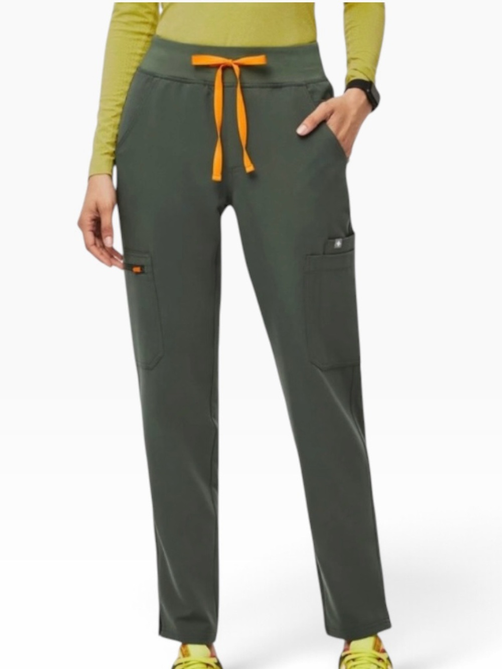 FIGS Moss Green Kade Cargo Scrub Pants with Orange Drawstring Size Medium Petite